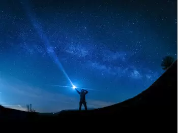 THE ULTIMATE GUIDE TO USING GEL NAIL KIT