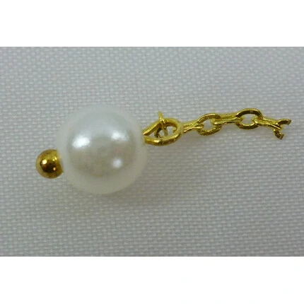 NAIL DANGLE - PEARL WHITE WITH GOLD CHAIN