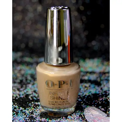 OPI INFINITE SHINE - FALL-ING FOR MILAN ISLMI01