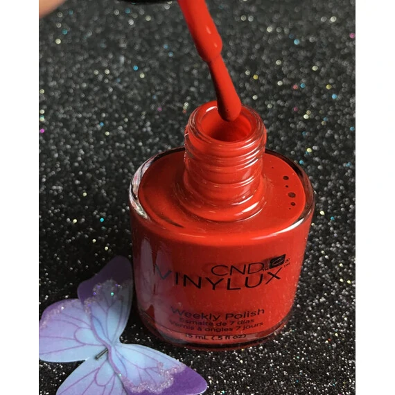 CND VINYLUX BRICK KNIT #223 WEEKLY POLISH