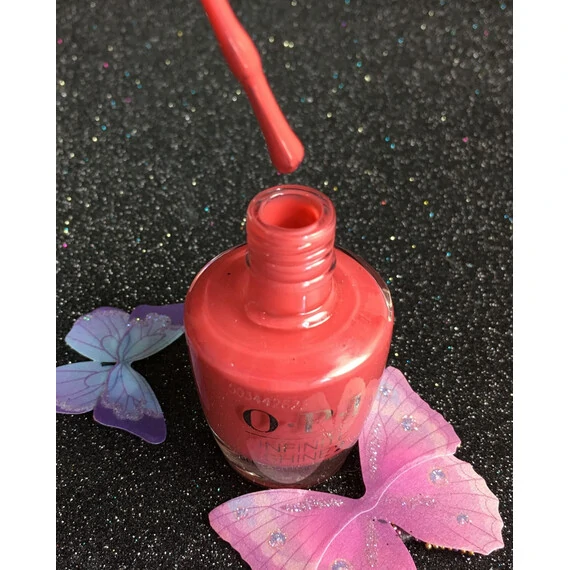 OPI INFINITE SHINE IN FAMILIAR TERRA-TORY ISL65