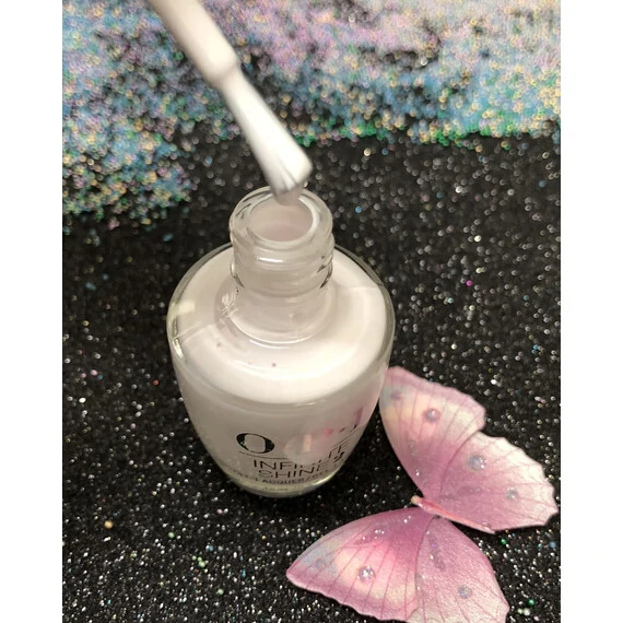 OPI INFINITE SHINE SUZI CHASES PORTU-GEESE ISLL26 LISBON COLLECTION 15ML - 0.5 FL OZ