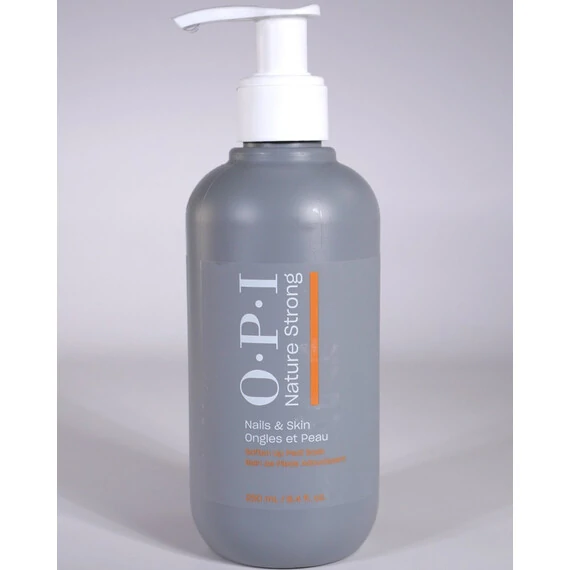 OPI NATURE STRONG HANDS & FEET SOFTEN UP PEDI SOAK